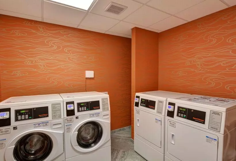 هتل Homewood Suites By Hilton New Hartford Utica