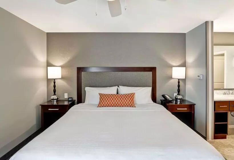 هتل Homewood Suites By Hilton New Hartford Utica