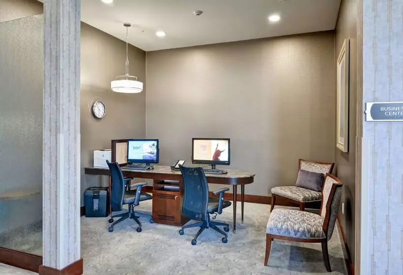 هتل Homewood Suites By Hilton New Hartford Utica