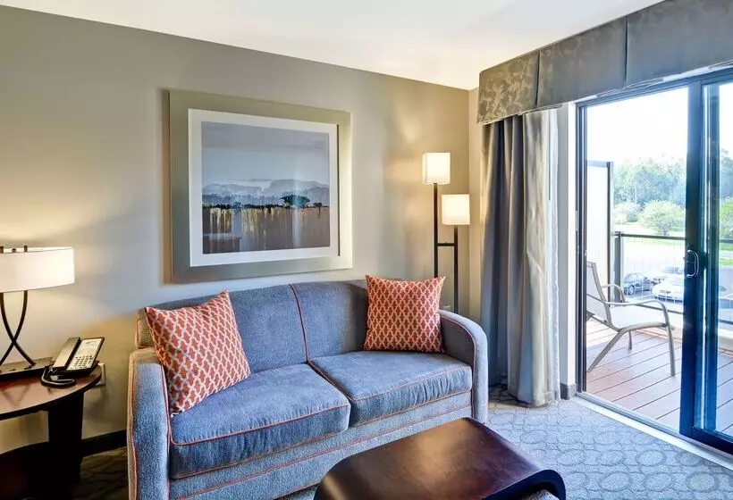 هتل Homewood Suites By Hilton New Hartford Utica