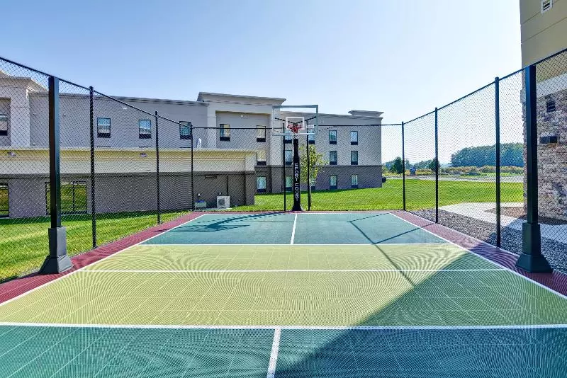 هتل Homewood Suites By Hilton New Hartford Utica