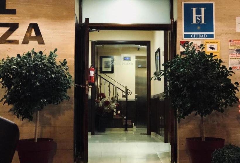 בית מלון כפרי Hostal Plaza