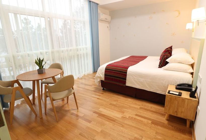 New Yallan Hotel Deqing