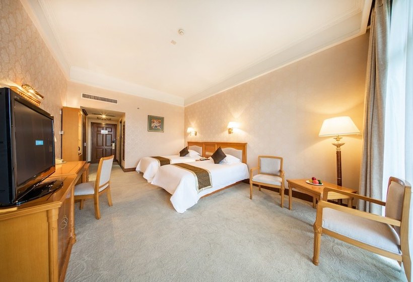 New Yallan Hotel Deqing