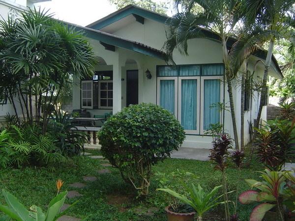 هاستل Na Na Chart Phuket