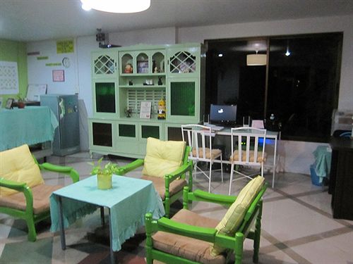 هاستل Na Na Chart Phuket