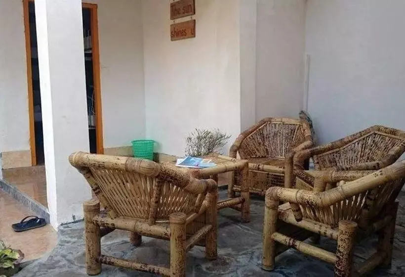 Same Same Bungalows Hostel