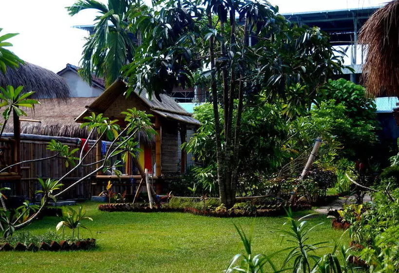 Same Same Bungalows Hostel