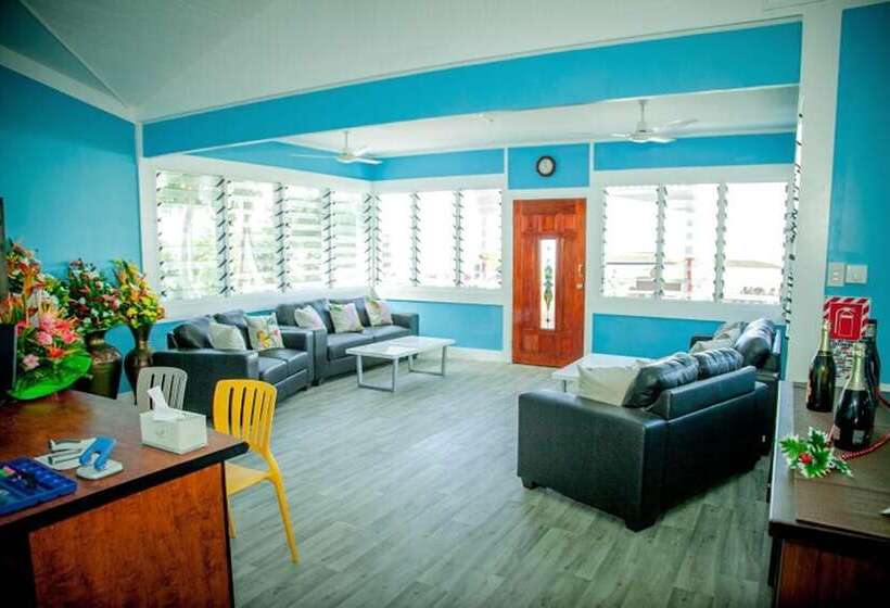 تختخواب و صبحانه Ulalei Lodge