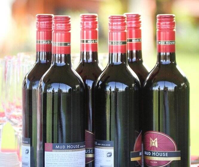 تختخواب و صبحانه Ulalei Lodge