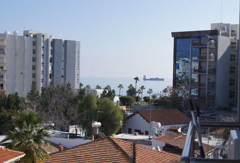 City Center Apartment