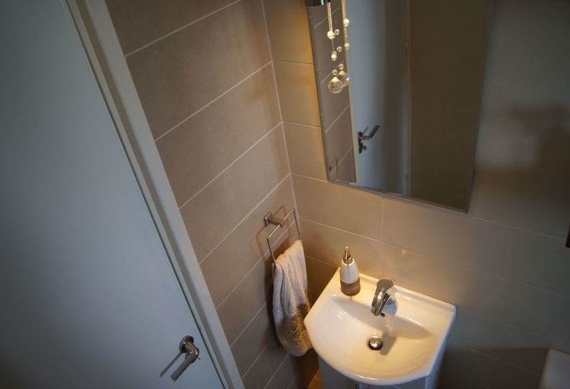 City Center Apartment