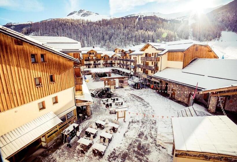 Hauts De Préclaux By Infini Mountain