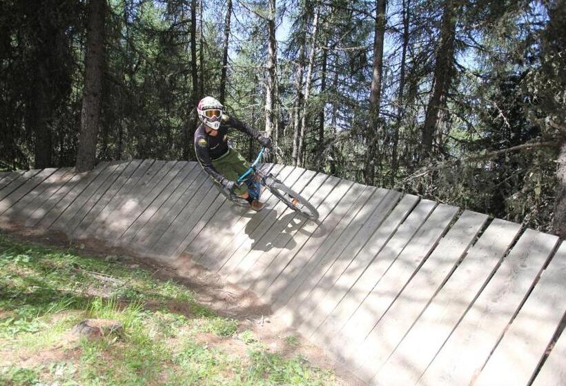 Hauts De Préclaux By Infini Mountain