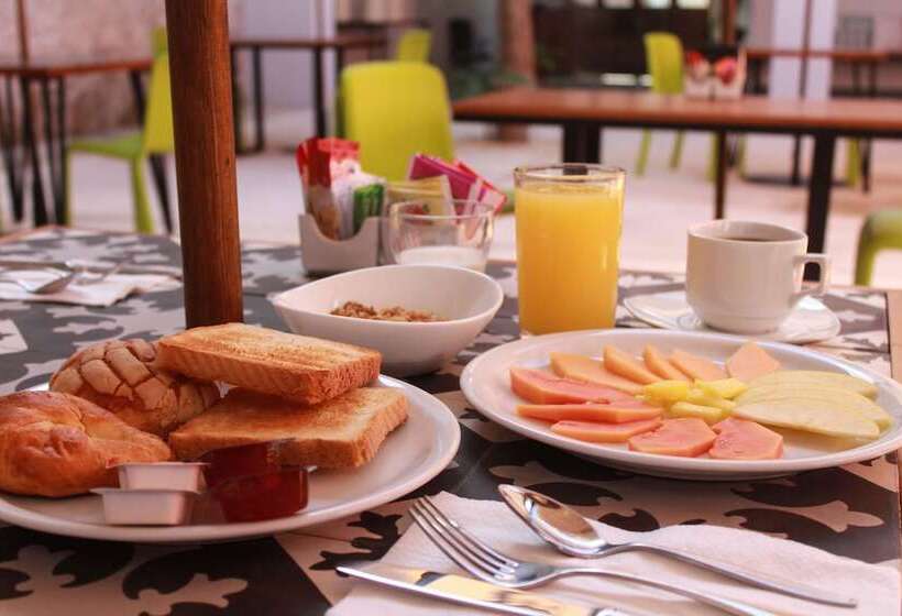 Hotel Casona 61 By Guru