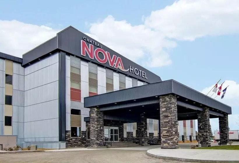 ホテル Chateau Nova Yellowknife