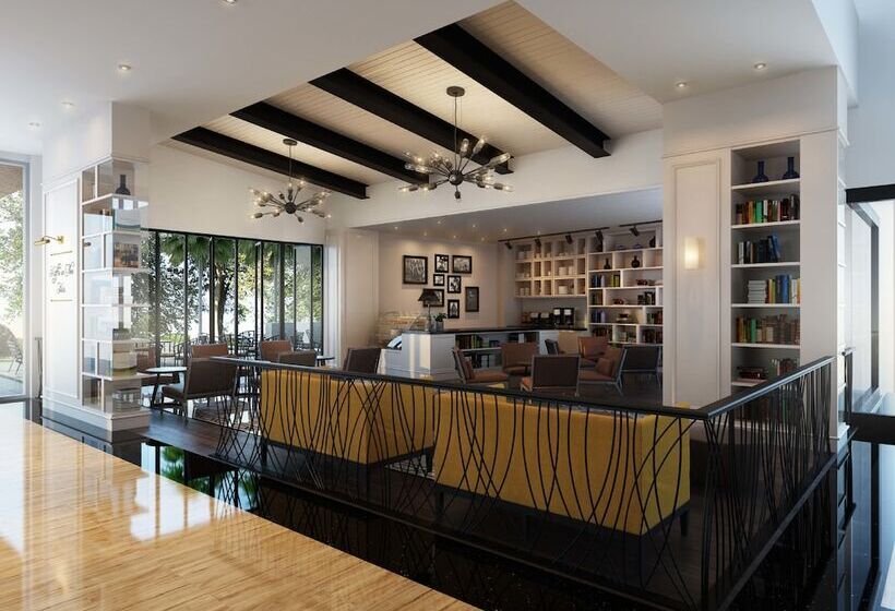 Отель De Paviljoen Bandung