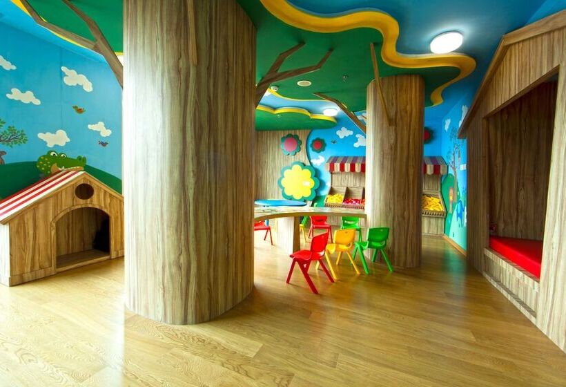 Отель De Paviljoen Bandung