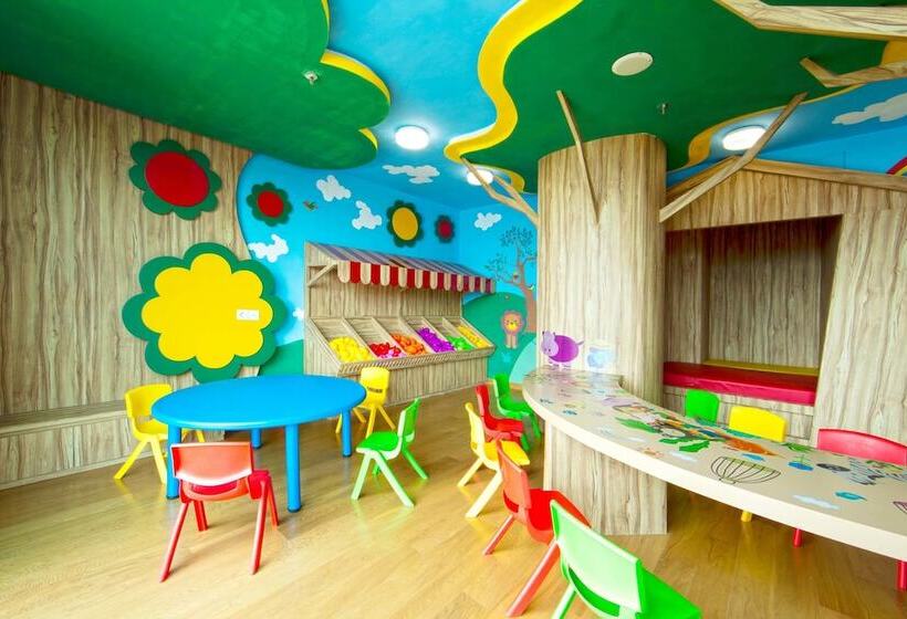 Отель De Paviljoen Bandung