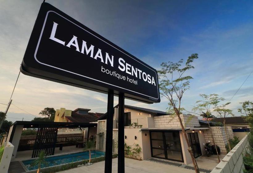 בית מלון כפרי Laman Sentosa Boutique Residence
