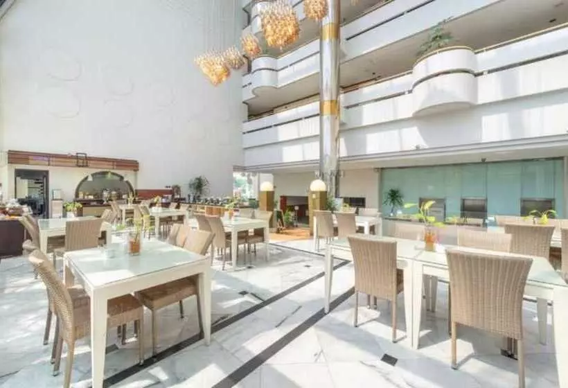 Hotel Lux Tychi
