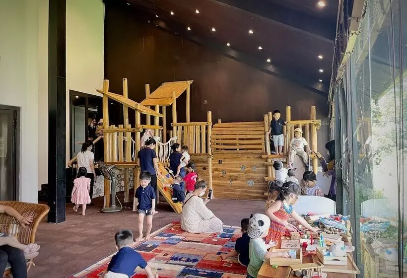 هتل Sapa Jade Hill Resort & Spa