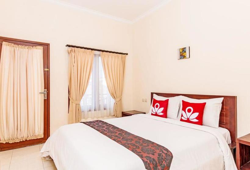 בית מלון כפרי Zen Rooms Sunshine Dewi Sartika