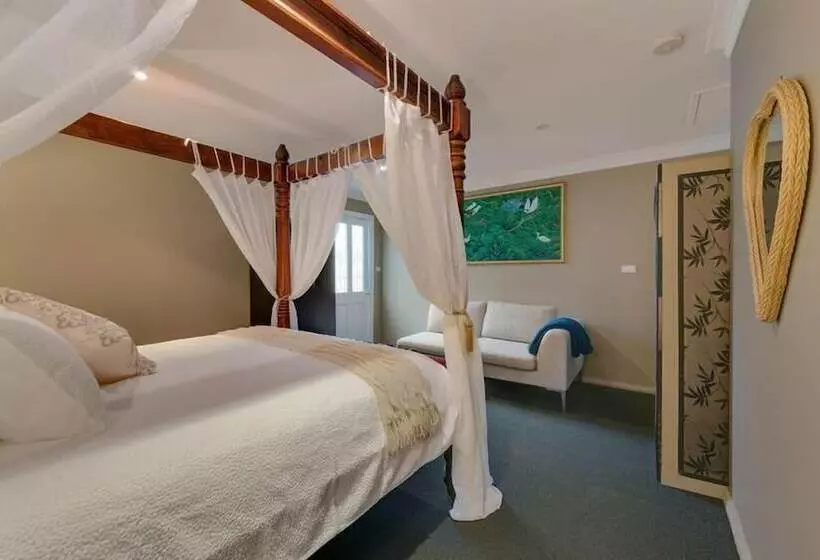 Mountainside B&b