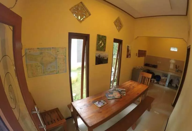Bali Fab Dive Center   Hostel
