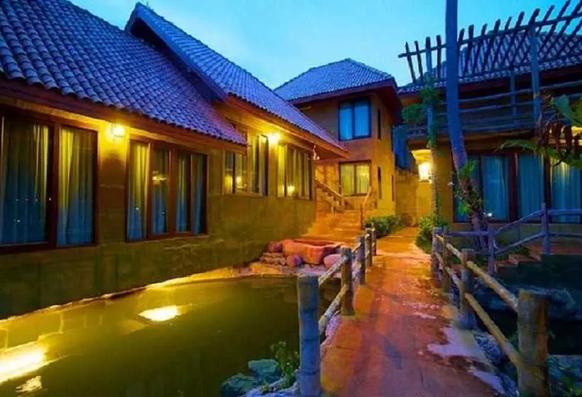 ホテル Blues River Resort