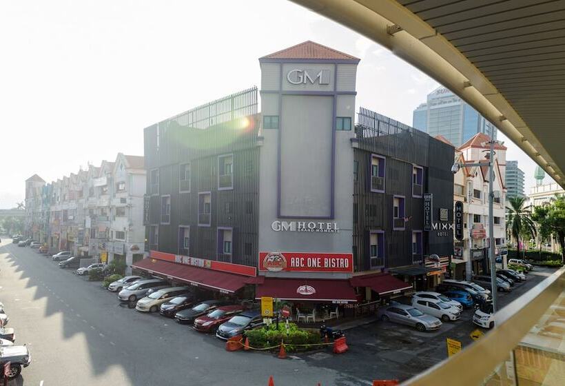 בית מלון כפרי Gm Grand Moments