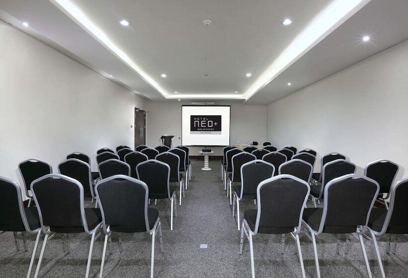 호텔 Neo+ Balikpapan By Aston