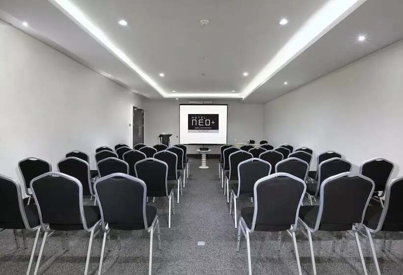 Hotelli Neo+ Balikpapan By Aston
