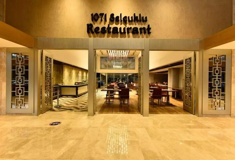 Hotel Paşapark Selçuklu