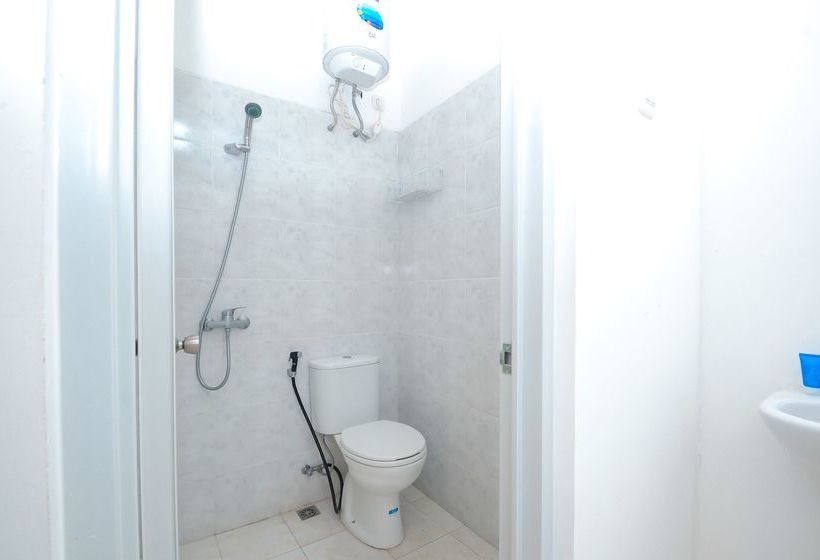 Pensão Airy Eco Miroto Seteran Serut Semarang