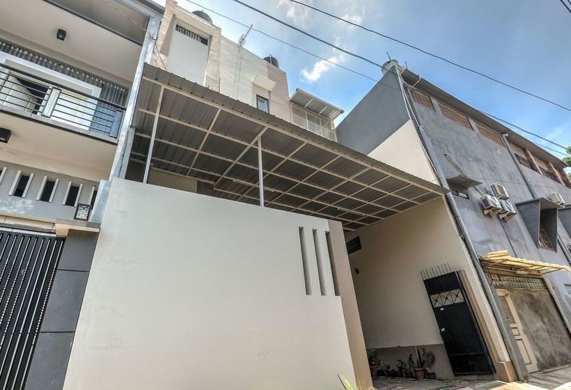 Pensão Airy Eco Miroto Seteran Serut Semarang