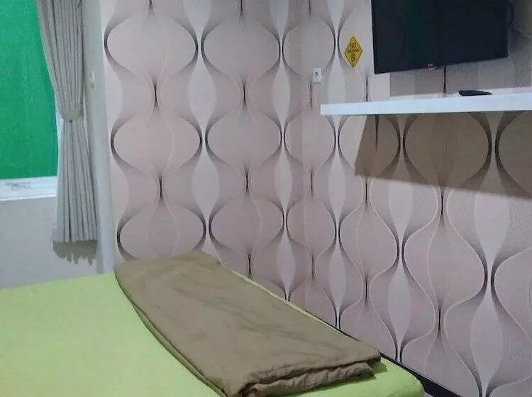 ペンション Budget Guest House Tunas Mandiri Jaya