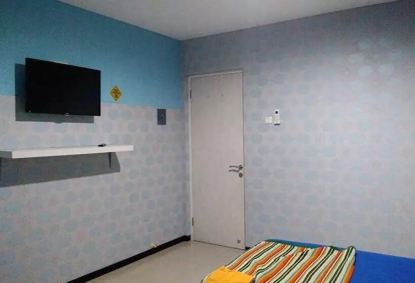 ペンション Budget Guest House Tunas Mandiri Jaya