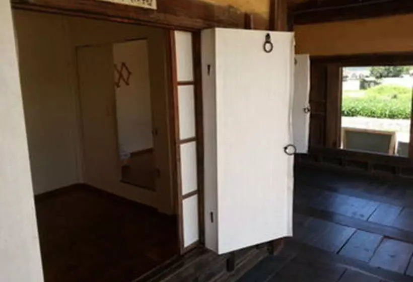 ペンション Moji Guest House