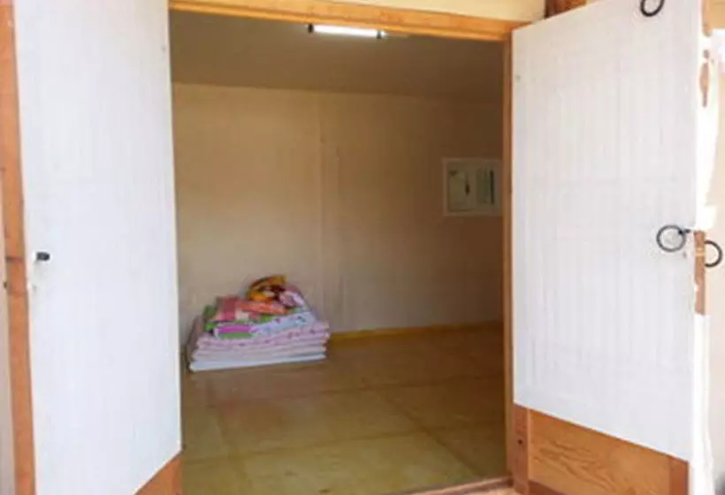 ペンション Moji Guest House