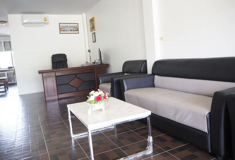 פנסיון Our Home At Lanta