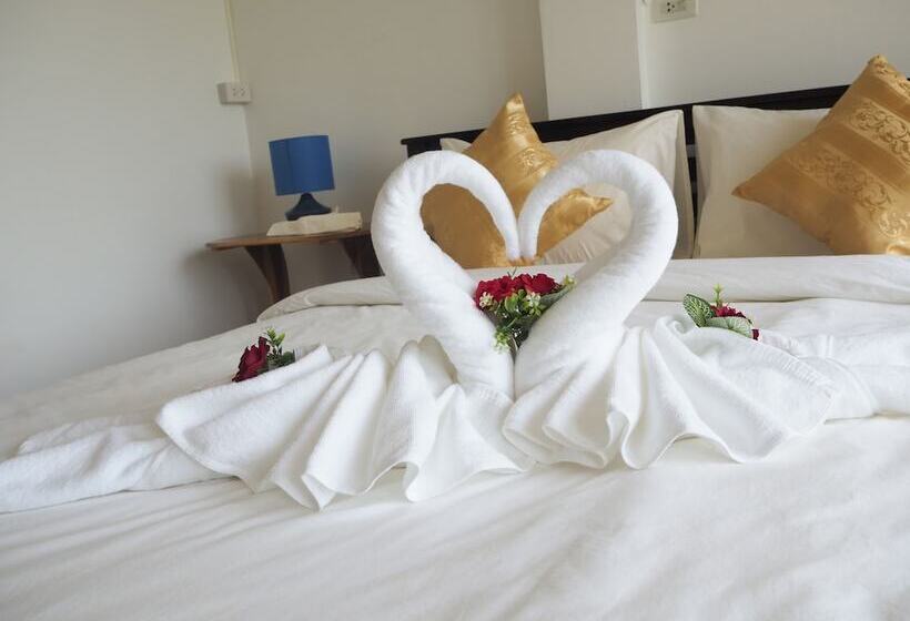 פנסיון Our Home At Lanta