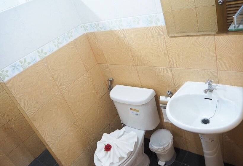 פנסיון Our Home At Lanta