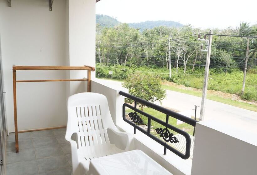 פנסיון Our Home At Lanta