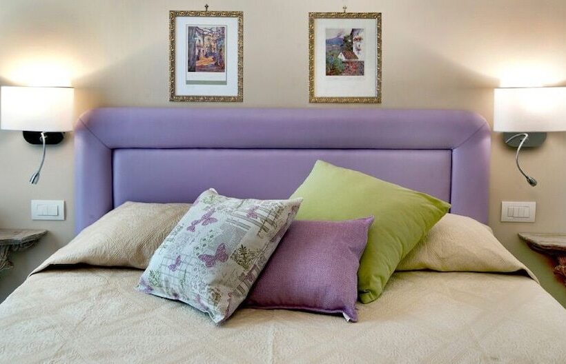 مبيت وإفطار Porta Di Mezzo Luxury Suites And Rooms