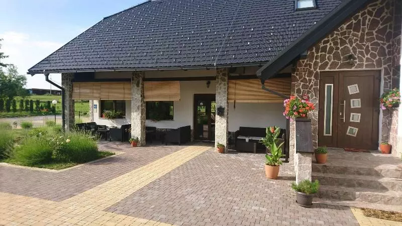 Villa Stone