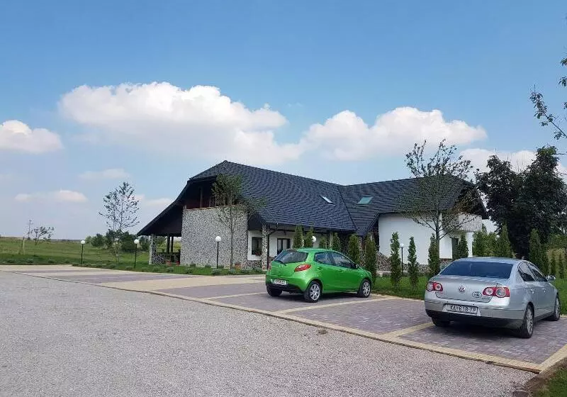 Villa Stone