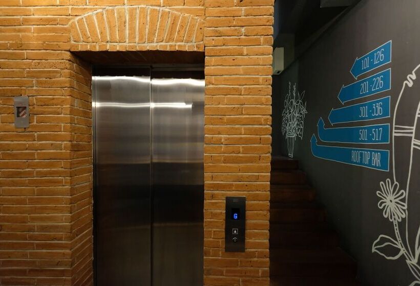 הוסטל H Ostel Bali