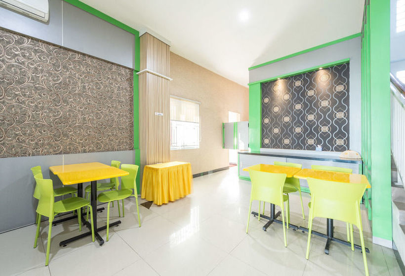 Szálloda Airy Tatura Emmy Saelan 33 Palu