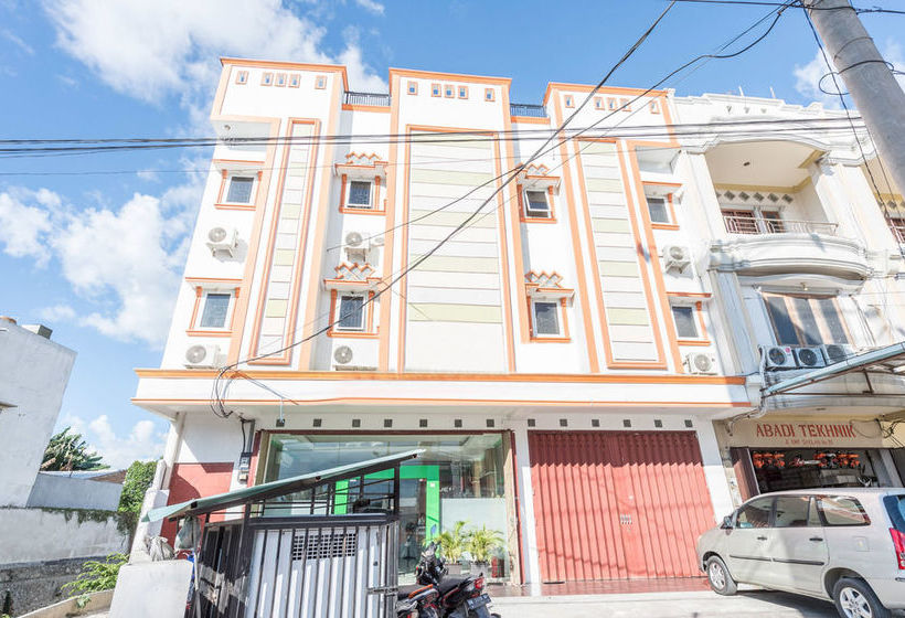 Szálloda Airy Tatura Emmy Saelan 33 Palu